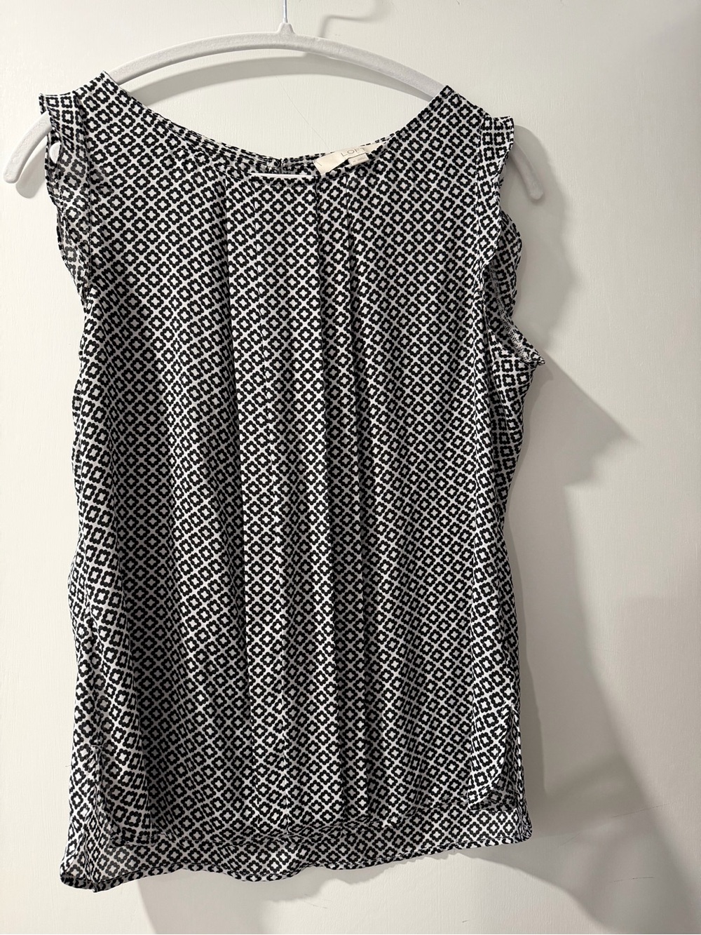 LOFT Black and White Geometric Sleeveless Camisole
